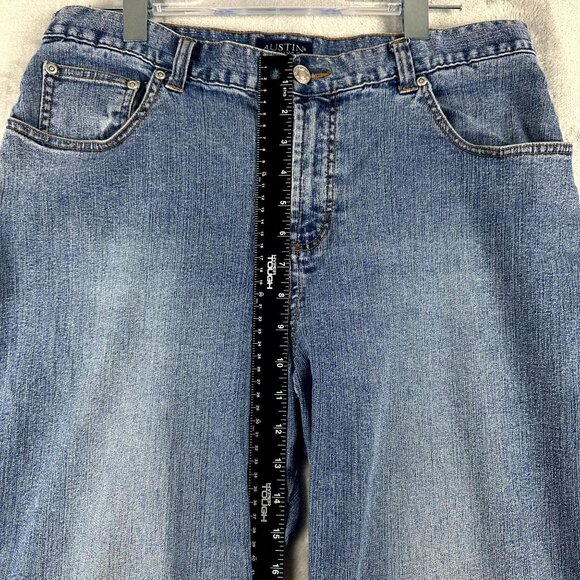 Austin Clothing Co. Women's Capri Denim Jeans Stretch Ankle Slit Blue Size 12 - Picture 6 of 9